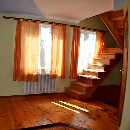 Karpatski Prostory Деревянный коттедж Славское